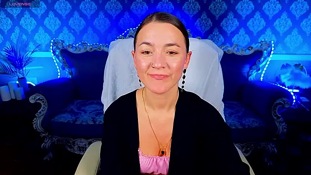 Snapshot of GracefulMichelle chatting on February 18, 2:24 pm GracefulMichelle online show from February 18, 2:24 pm