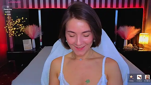 GracefulMichelle online show from June 1, 7:48 pm