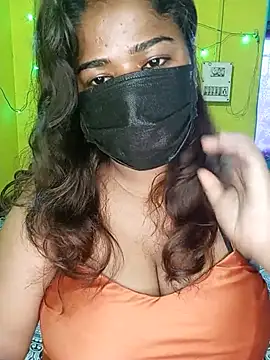 Snapshot of NISHHAA chatting on June 24, 4:44 am NISHHAA online show from June 24, 4:44 am