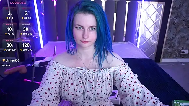 Snapshot of AlisaGracee chatting on June 7, 5:44 am AlisaGracee online show from June 7, 5:44 am