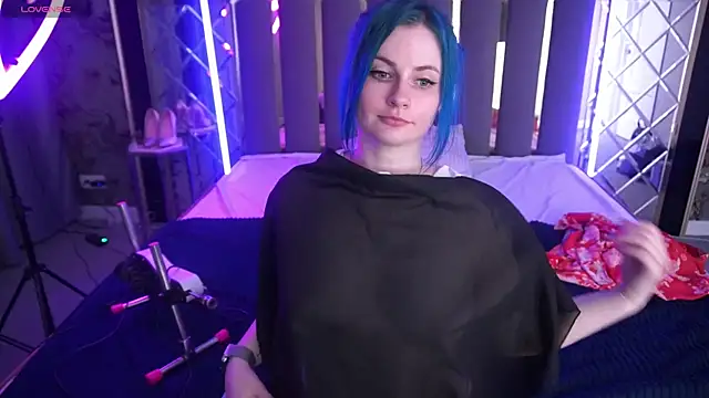 Snapshot of AlisaGracee chatting on June 15, 7:10 am AlisaGracee online show from June 15, 7:10 am