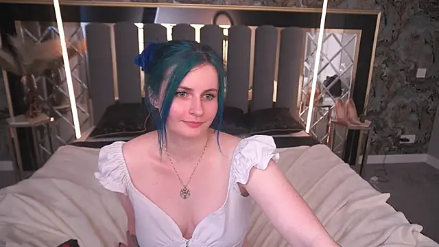 Snapshot of AlisaGracee chatting on July 5, 4:19 am AlisaGracee online show from July 5, 4:19 am