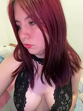 Snapshot of Caro_candy chatting on February 24, 12:03 pm Caro candy online show from February 24, 12:03 pm