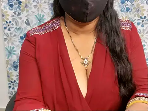 Snapshot of YOUR_URVI_ chatting on March 1, 4:47 am YOUR URVI online show from March 1, 4:47 am