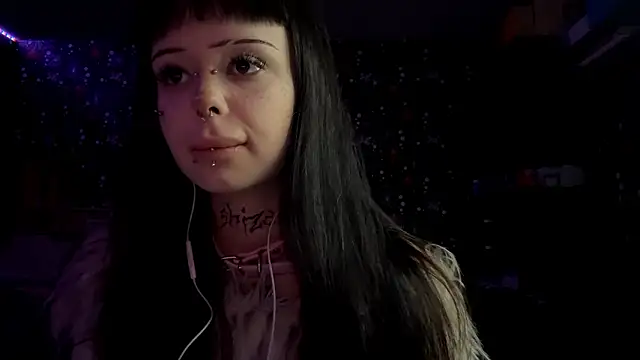 Luna Sohotti online show from February 21, 3:57 pm