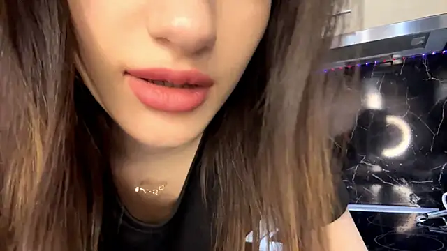 Kosandra k online show from April 1, 1:41 pm