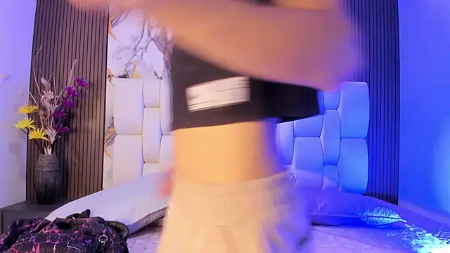 alisstarr online show from April 8, 11:43 am