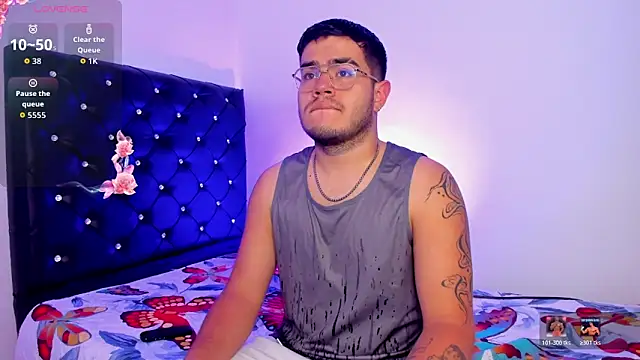 Joseph connor5 online show from March 3, 8:37 pm