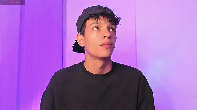 Maxfrost1 online show from March 1, 10:12 pm