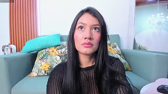 Snapshot of Violett_Rosse_ chatting on March 3, 2:56 pm Violett Rosse online show from March 3, 2:56 pm