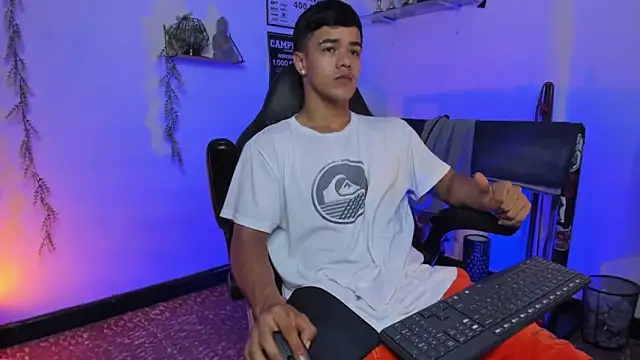 Rob zaens33 online show from March 8, 12:19 am