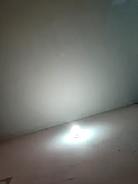 Snapshot of luna29 chatting on April 23, 12:29 pm luna29 online show from April 23, 12:29 pm
