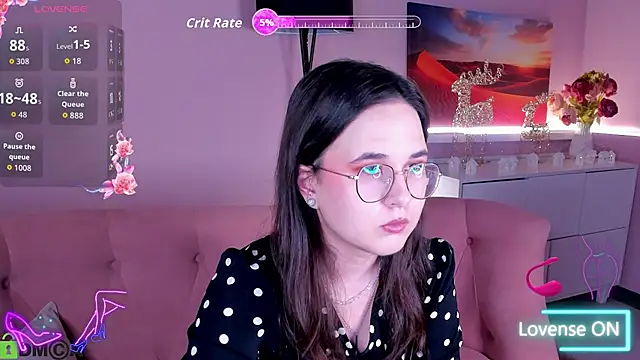 Snapshot of leylamirage chatting on May 17, 8:16 pm leylamirage online show from May 17, 8:16 pm