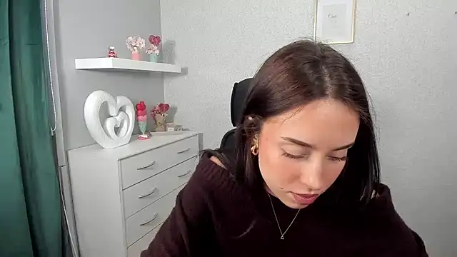 AdeleSolo online show from March 27, 6:30 am