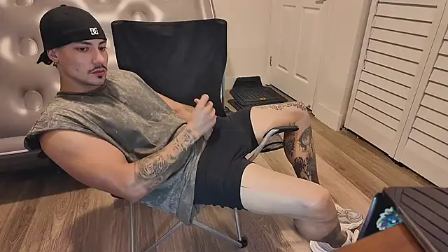 Alejandrosolerxxx online show from March 7, 2:41 am