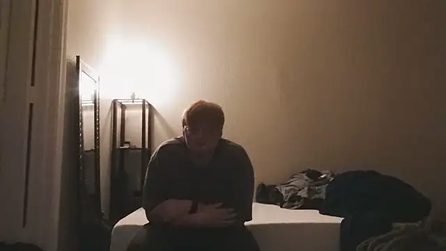 Snapshot of nigeleros chatting on February 18, 3:35 am nigeleros online show from February 18, 3:35 am