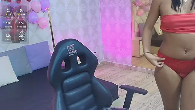 Snapshot of Scarleett_tay chatting on February 23, 8:17 pm Scarleett tay online show from February 23, 8:17 pm