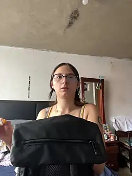 Snapshot of Aria__Rousse03 chatting on February 25, 2:05 pm Aria Rousse03 online show from February 25, 2:05 pm