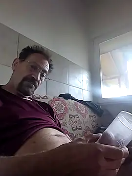 Snapshot of Costy601 chatting on April 29, 1:04 pm Costy601 online show from April 29, 1:04 pm