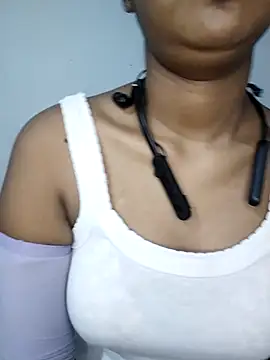 ASHANYA JAYASOORIYA online show from April 15, 4:08 am