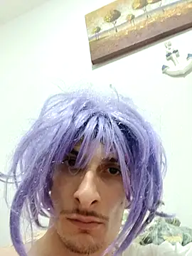 Snapshot of Vaccachecola chatting on April 10, 7:51 pm Vaccachecola online show from April 10, 7:51 pm