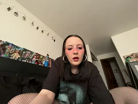 pinkhairfun16 online show from June 29, 10:54 pm