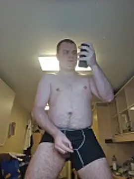 Snapshot of lindbe696 chatting on June 30, 4:52 pm lindbe696 online show from June 30, 4:52 pm