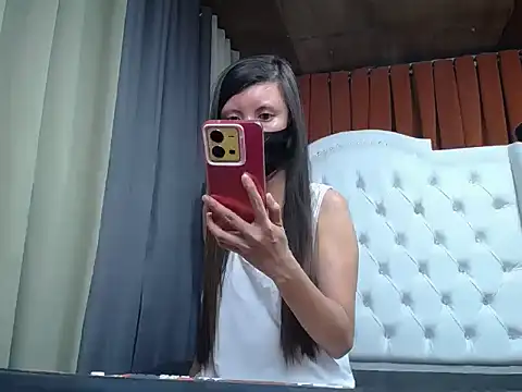 Snapshot of lady_moon09 chatting on February 19, 12:50 am lady moon09 online show from February 19, 12:50 am