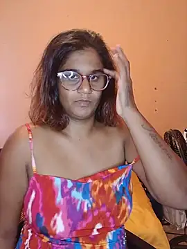 Snapshot of indianstrawberrylips4u chatting on May 21, 5:14 am indianstrawberrylips4u online show from May 21, 5:14 am