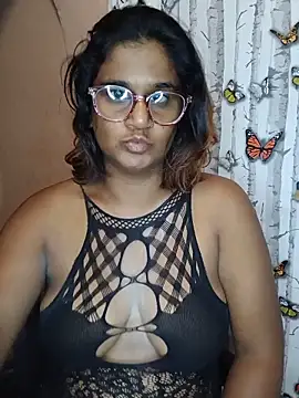 Snapshot of indianstrawberrylips4u chatting on May 25, 5:02 am indianstrawberrylips4u online show from May 25, 5:02 am