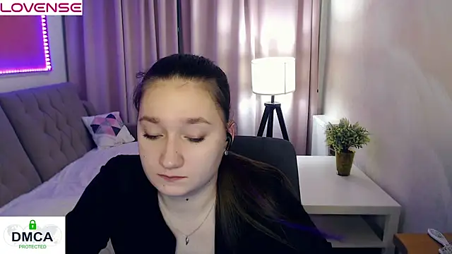 Snapshot of Sparkling_Starlet67 chatting on February 27, 11:10 am Sparkling Starlet67 online show from February 27, 11:10 am