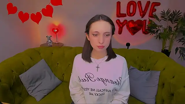 Snapshot of foreversleepyhead chatting on February 26, 11:42 am foreversleepyhead online show from February 26, 11:42 am