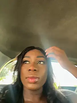 Snapshot of ZarahFerreira chatting on March 1, 8:11 pm ZarahFerreira online show from March 1, 8:11 pm