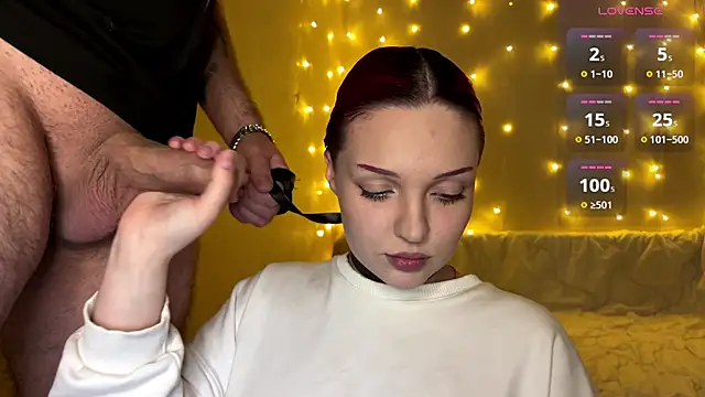 Snapshot of creampiiee chatting on March 2, 7:54 pm creampiiee online show from March 2, 7:54 pm