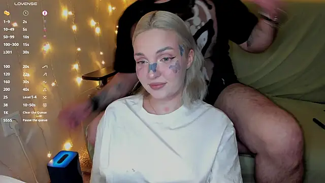 creampiiee online show from May 18, 7:09 pm