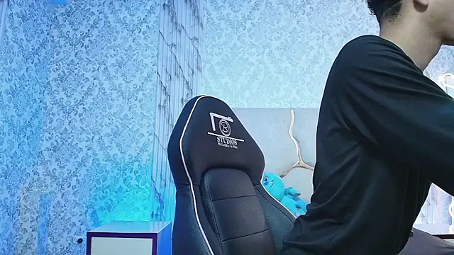 keahi tay online show from March 10, 11:48 am