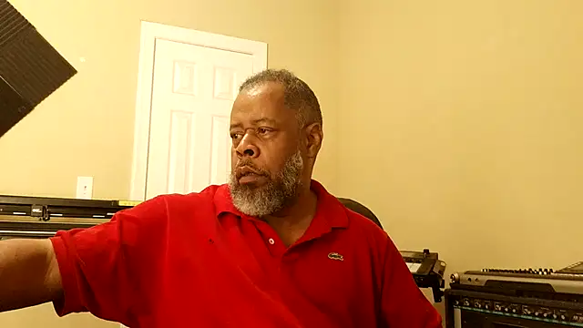 Cleozevo1961 online show from April 3, 3:10 pm