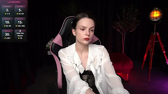 Snapshot of Wild_Alice_me chatting on March 5, 3:52 pm Wild Alice me online show from March 5, 3:52 pm