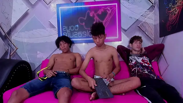 Spicy guys online show from March 8, 12:09 pm