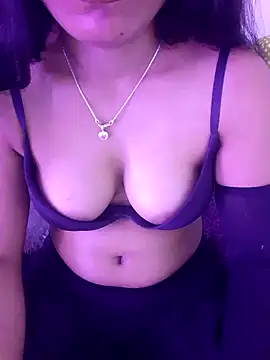 Snapshot of Cute-Sanvii chatting on March 2, 6:48 pm Cute-Sanvii online show from March 2, 6:48 pm