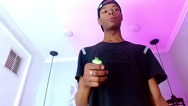 Santiago Ortiz  online show from March 12, 1:50 pm