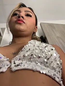 Dulce Sofi  online show from February 19, 7:43 pm