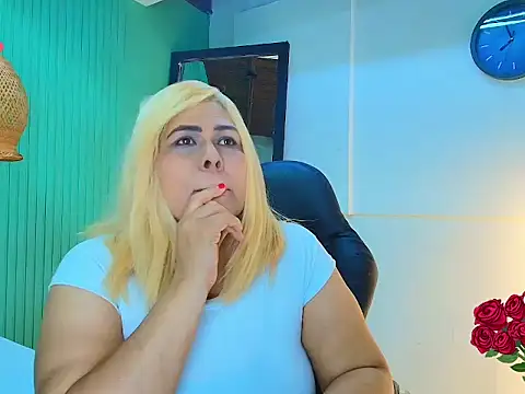 Snapshot of eva_colen50 chatting on February 24, 7:23 pm eva colen50 online show from February 24, 7:23 pm