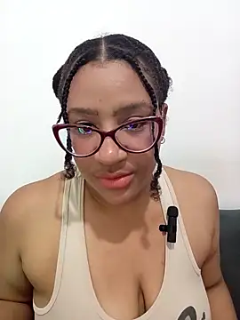 gigiblue89 online show from March 26, 9:15 am