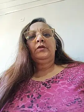 Snapshot of Noemipopi chatting on June 24, 7:02 pm Noemipopi online show from June 24, 7:02 pm