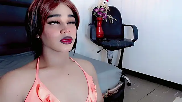 Luisa Fernanda   online show from February 28, 7:37 pm