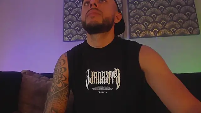 Daniel kingx online show from March 24, 1:38 pm