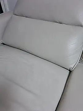 Snapshot of kiim1123 chatting on February 22, 10:14 am kiim1123 online show from February 22, 10:14 am