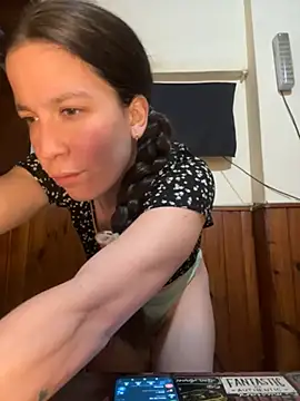 Melu12 online show from July 14, 1:08 am
