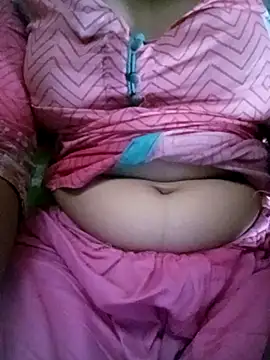 Snapshot of BreezySexyGirl69 chatting on May 7, 8:09 am BreezySexyGirl69 online show from May 7, 8:09 am